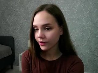 sara_whooops cam babe with big tits in private live sex show