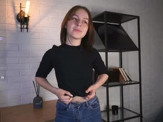 odelyncrafts teen cam babe wants to be fucked online as hard as possible