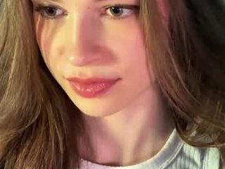 morningalisa cute teen cam babe loves XXX cam action with her perfect ass