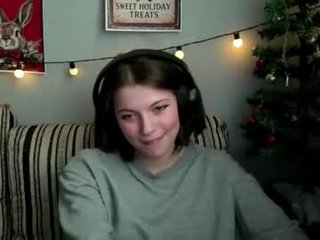 terranaufzinger sex cam with a horny cute cam girl that's also incredibly naughty