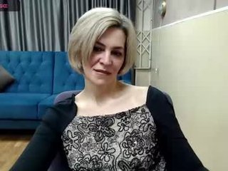 blondemommy_77 milf cam whore live sex in the chatroom