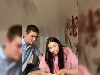 tuya2 webcam couple going crazy in live sex orgy