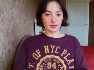bitch_little_ass cam girl with big tits gets her tight pussy stretched out hard